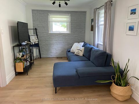 Photo 7 at 2545 MARKET Street, Cumberland Village, Orleans