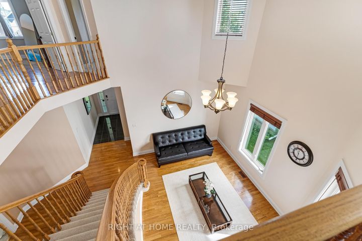 Photo 18 at 409 Beatrice Drive, Nepean (Longfields), Ottawa