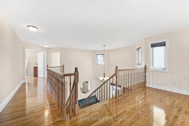 Photo 19 at 409 Beatrice Drive, Nepean (Longfields), Ottawa
