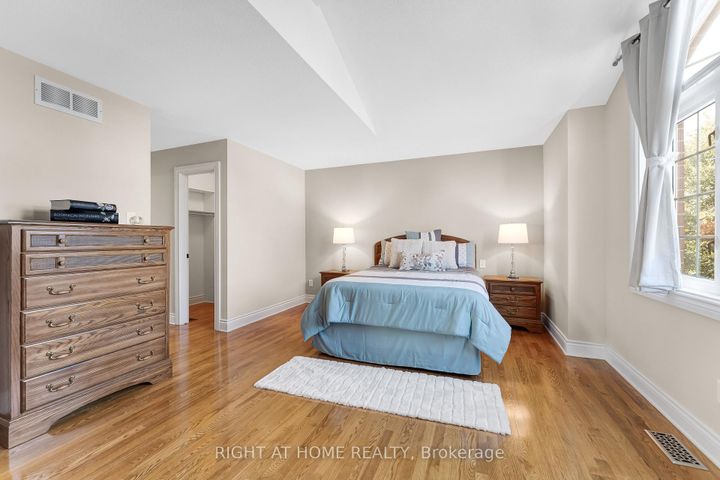 Photo 23 at 409 Beatrice Drive, Nepean (Longfields), Ottawa