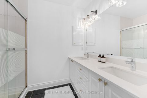 Photo 24 at 409 Beatrice Drive, Nepean (Longfields), Ottawa