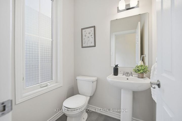 Photo 3 at 756 Cape Jack Walk, Nepean (Half Moon Bay), Ottawa