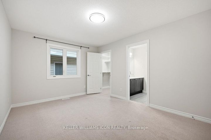 Photo 31 at 756 Cape Jack Walk, Nepean (Half Moon Bay), Ottawa