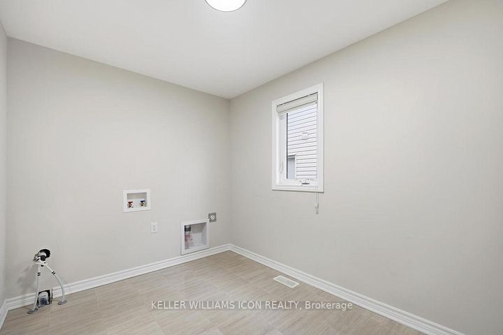 Photo 38 at 756 Cape Jack Walk, Nepean (Half Moon Bay), Ottawa