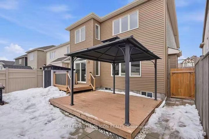 Photo 42 at 756 Cape Jack Walk, Nepean (Half Moon Bay), Ottawa