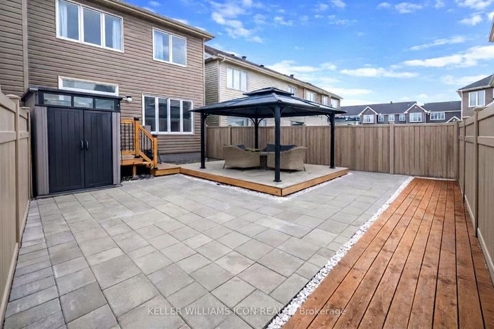 Photo 43 at 756 Cape Jack Walk, Nepean (Half Moon Bay), Ottawa