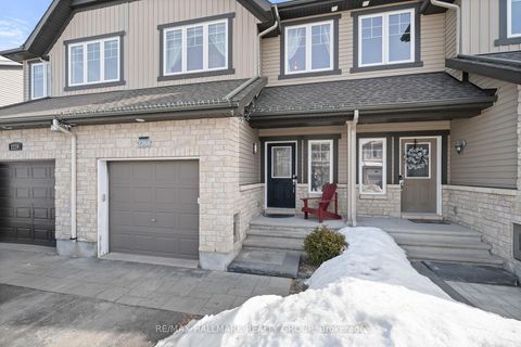 Photo 2 at 2268 Descartes Street, Notting Hill/Summerside, Orleans