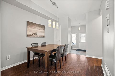 Photo 6 at 2268 Descartes Street, Notting Hill/Summerside, Orleans