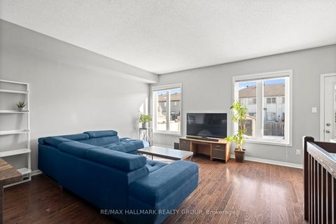 Photo 12 at 2268 Descartes Street, Notting Hill/Summerside, Orleans