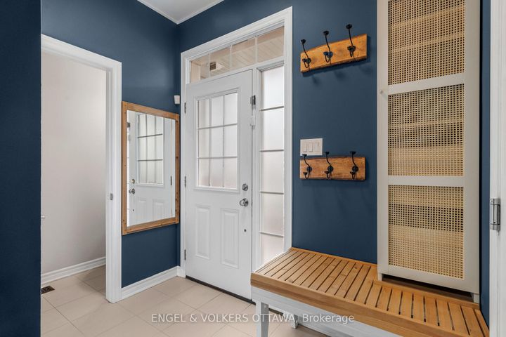 Photo 3 at 760 Mayfly Crescent, Nepean (Half Moon Bay), Ottawa