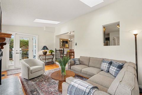 Photo 6 at 53 Filion Crescent, Bridlewood, Kanata