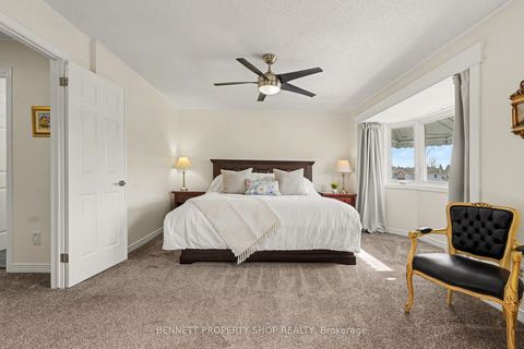 Photo 12 at 53 Filion Crescent, Bridlewood, Kanata