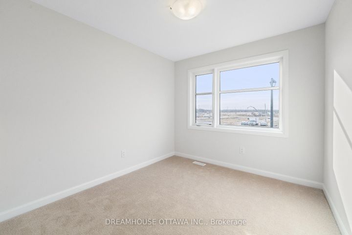 Photo 20 at 563 Aglish Mews, Nepean (Half Moon Bay), Ottawa