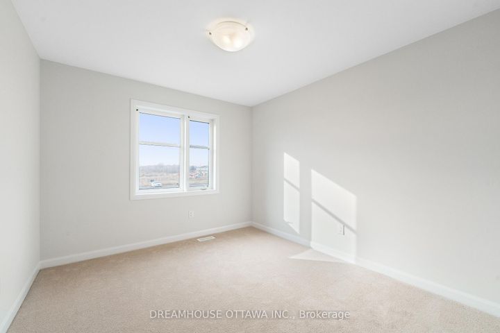 Photo 22 at 563 Aglish Mews, Nepean (Half Moon Bay), Ottawa