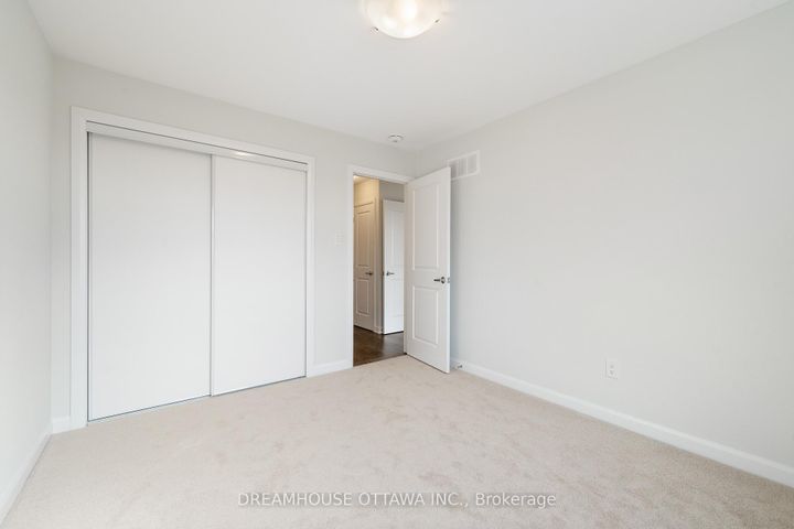 Photo 23 at 563 Aglish Mews, Nepean (Half Moon Bay), Ottawa