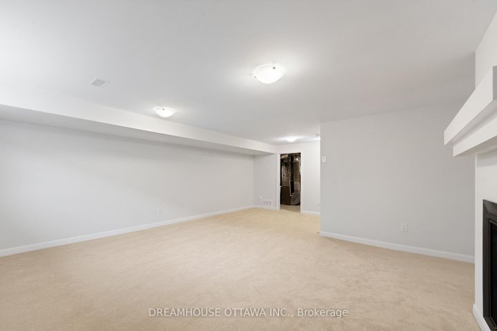 Photo 28 at 563 Aglish Mews, Nepean (Half Moon Bay), Ottawa