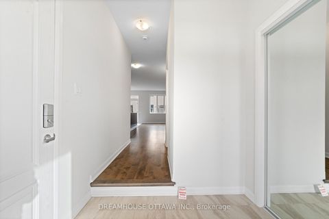Photo 1 at 563 Aglish Mews, Nepean (Half Moon Bay), Ottawa
