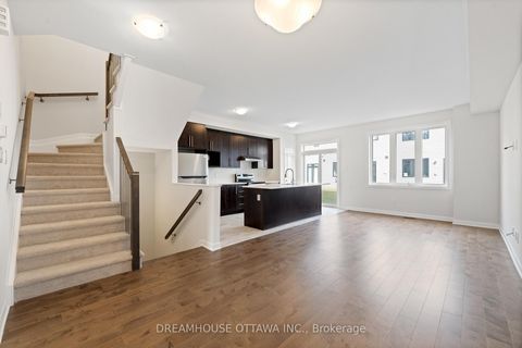 Photo 7 at 563 Aglish Mews, Nepean (Half Moon Bay), Ottawa