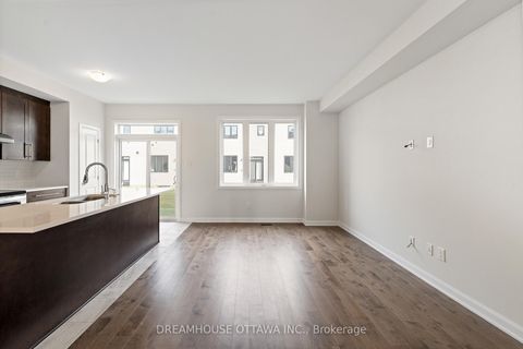 Photo 8 at 563 Aglish Mews, Nepean (Half Moon Bay), Ottawa
