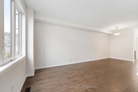 Photo 9 at 563 Aglish Mews, Nepean (Half Moon Bay), Ottawa