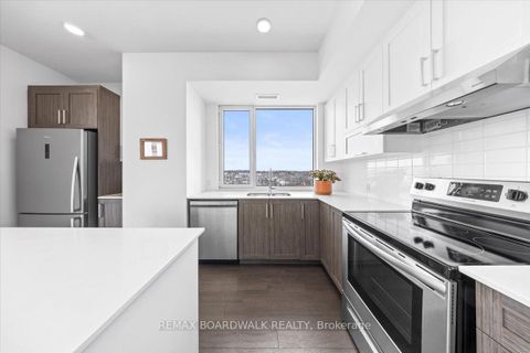 Photo 4 at 1402 - 200 Inlet Private, Chatelaine Village, Orleans