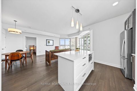 Photo 8 at 1402 - 200 Inlet Private, Chatelaine Village, Orleans