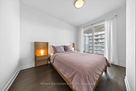 Photo 21 at 1402 - 200 Inlet Private, Chatelaine Village, Orleans