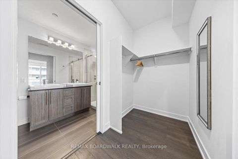 Photo 26 at 1402 - 200 Inlet Private, Chatelaine Village, Orleans