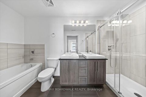 Photo 27 at 1402 - 200 Inlet Private, Chatelaine Village, Orleans