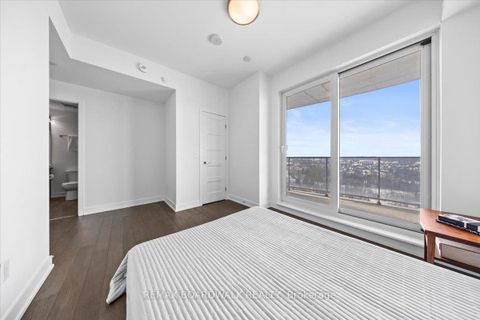 Photo 32 at 1402 - 200 Inlet Private, Chatelaine Village, Orleans