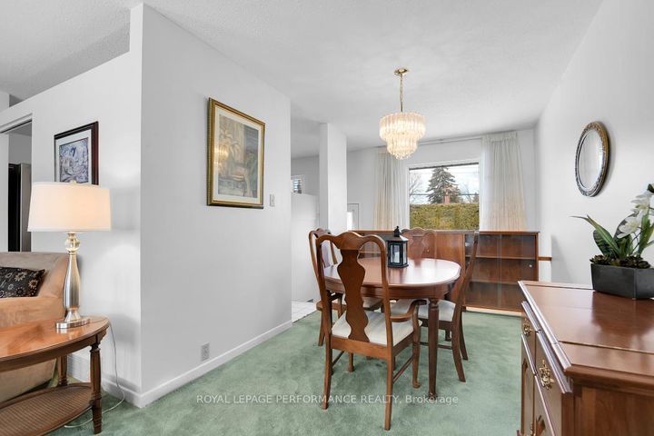 Photo 10 at 9 Kilmory Crescent, Nepean (Borden Farm/Stewart Farm/Carleton Heights/Parkwood Hills), Ottawa