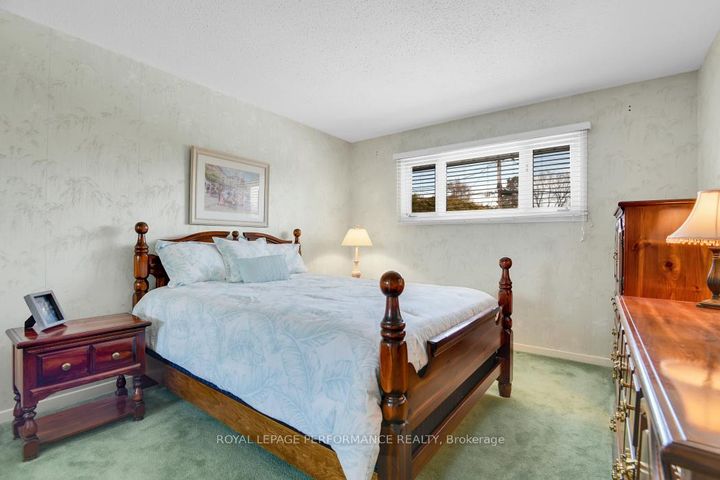 Photo 17 at 9 Kilmory Crescent, Nepean (Borden Farm/Stewart Farm/Carleton Heights/Parkwood Hills), Ottawa