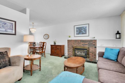 Photo 7 at 9 Kilmory Crescent, Nepean (Borden Farm/Stewart Farm/Carleton Heights/Parkwood Hills), Ottawa