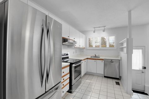 Photo 13 at 9 Kilmory Crescent, Nepean (Borden Farm/Stewart Farm/Carleton Heights/Parkwood Hills), Ottawa