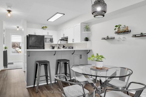 Photo 15 at 1344 Guthrie Street, Nepean (Leslie Park), Ottawa