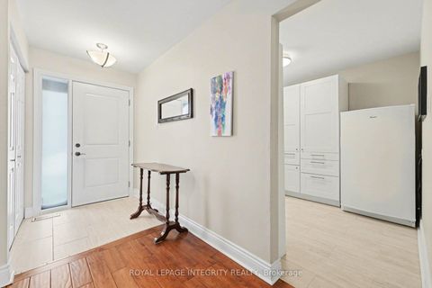 Photo 7 at 16 Pebble Beach Court, Stittsville (Central), Stittsville