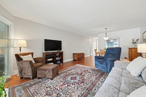 Photo 17 at 16 Pebble Beach Court, Stittsville (Central), Stittsville