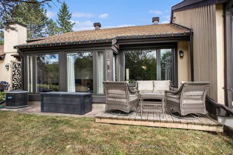 Photo 31 at 16 Pebble Beach Court, Stittsville (Central), Stittsville