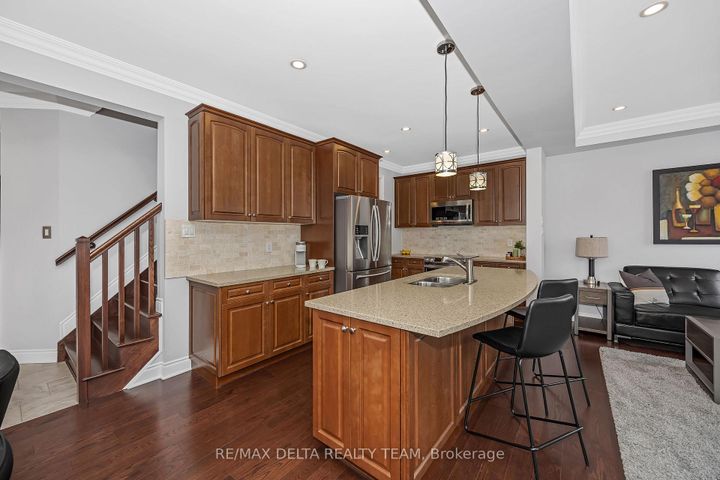 Photo 11 at 751 Devario Crescent, Nepean (Half Moon Bay), Ottawa