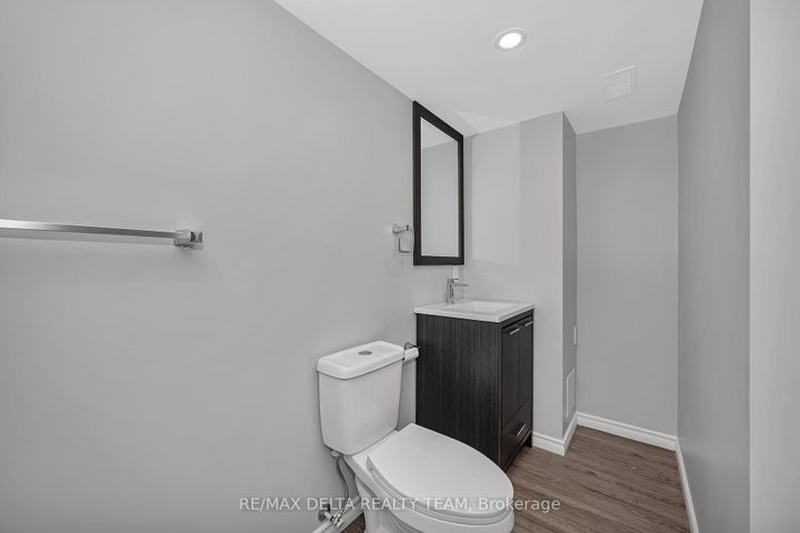 Photo 38 at 751 Devario Crescent, Nepean (Half Moon Bay), Ottawa