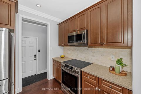 Photo 9 at 751 Devario Crescent, Nepean (Half Moon Bay), Ottawa