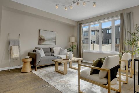 Photo 5 at 277 Losino Crescent, Emerald Meadows/Trailwest, Kanata