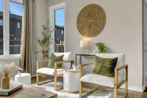 Photo 7 at 277 Losino Crescent, Emerald Meadows/Trailwest, Kanata