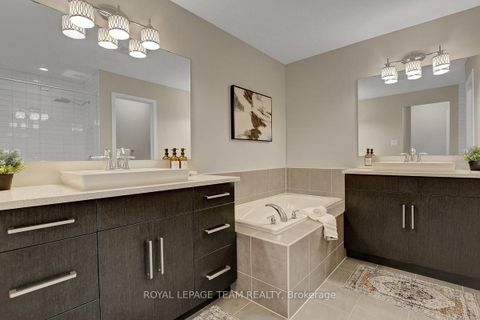 Photo 20 at 277 Losino Crescent, Emerald Meadows/Trailwest, Kanata