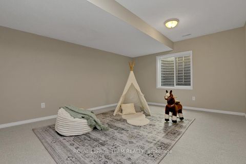 Photo 29 at 277 Losino Crescent, Emerald Meadows/Trailwest, Kanata