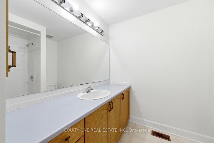 Photo 26 at 35 Willwood Crescent, Nepean (Cedargrove/Fraserdale), Ottawa