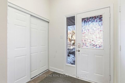 Photo 3 at 35 Willwood Crescent, Nepean (Cedargrove/Fraserdale), Ottawa