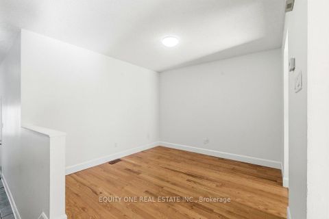 Photo 7 at 35 Willwood Crescent, Nepean (Cedargrove/Fraserdale), Ottawa