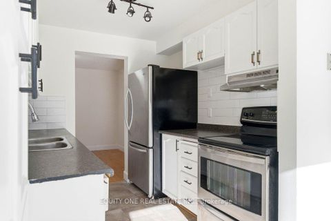Photo 14 at 35 Willwood Crescent, Nepean (Cedargrove/Fraserdale), Ottawa