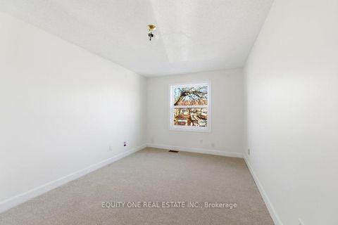 Photo 18 at 35 Willwood Crescent, Nepean (Cedargrove/Fraserdale), Ottawa